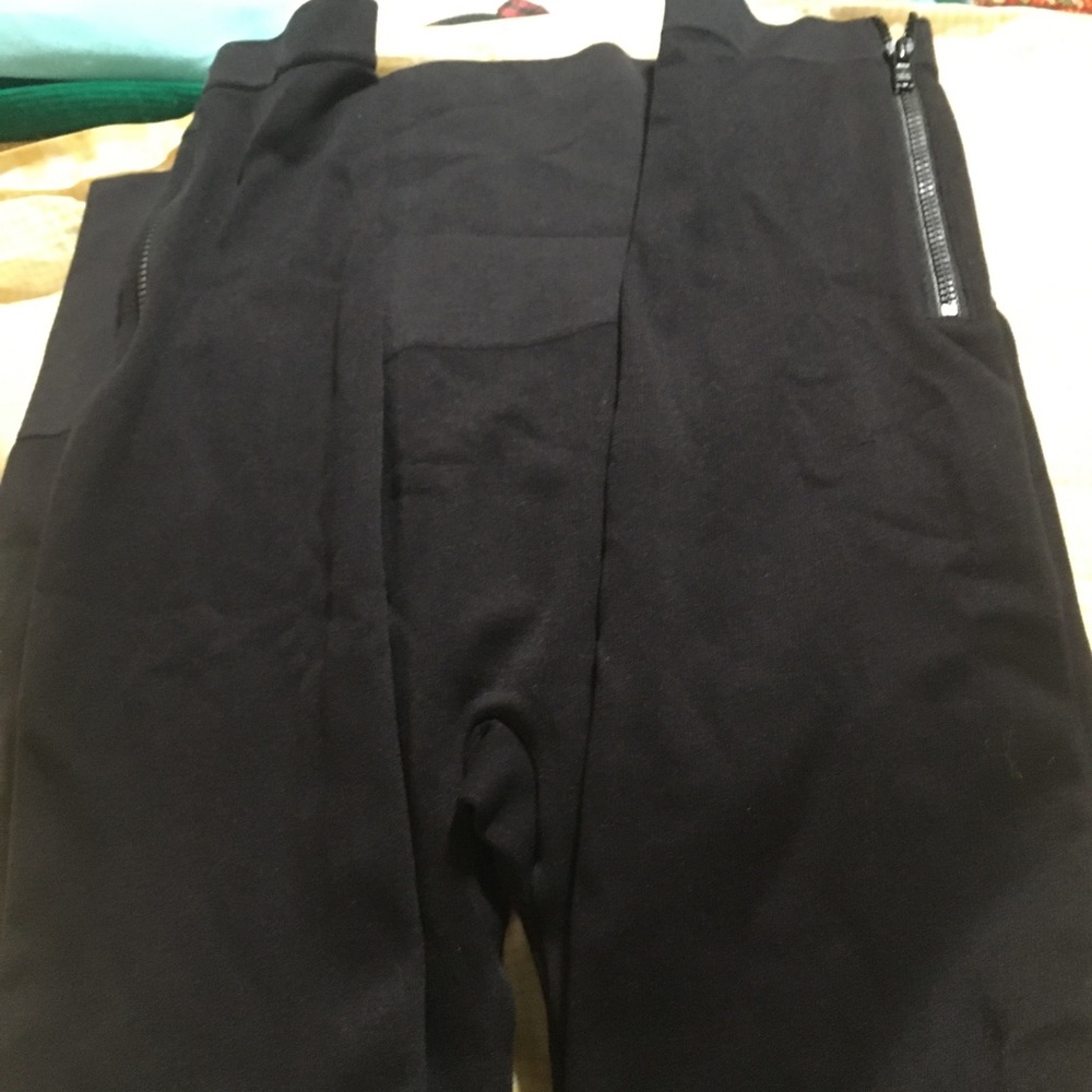 Spanx blank zip at the ankle pant NUC Size L